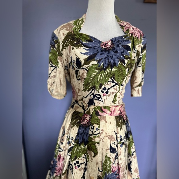 1940s- early 1950s floral peony barkcloth skirt and blouse set - Picture 5 of 15